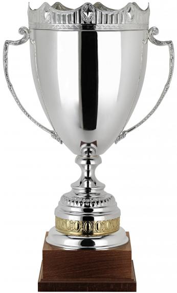 Pokal Design "Krone", versilbert, Henkel, goldfarbene Sockelbordüre, Holzsockel