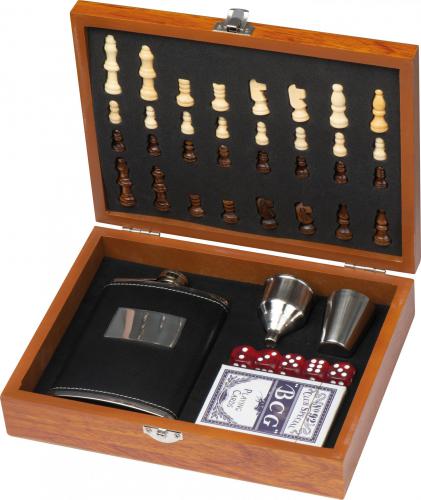 Flachmann, Edelstahl, 2 Pinchen und 1 Trichter, 1 Kartenspiel, Schachfiguren, in Spiele-Holzbox