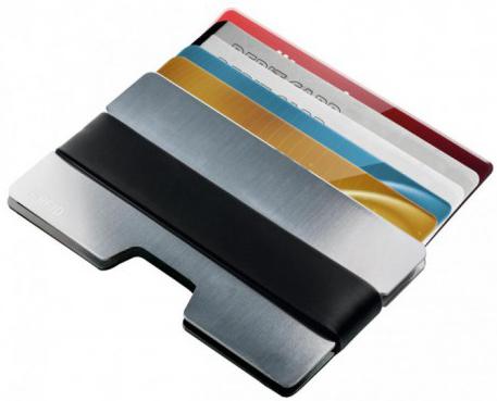 Kartenetui, Aluminium, silberfarben, mit Silikonring und RFID Ausleseschutz gegen Datenklau