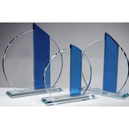 Trophäe, Klarglas, klarer Glasrondo mit hinten blau bedruckter Scheibe, 10mm, klarer Glassockel, inkl. Geschenkbox