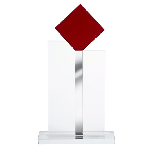 Trophäe, Optiwhiteglas, Applikation mit Spiegelglas mittig, rote Glasraute